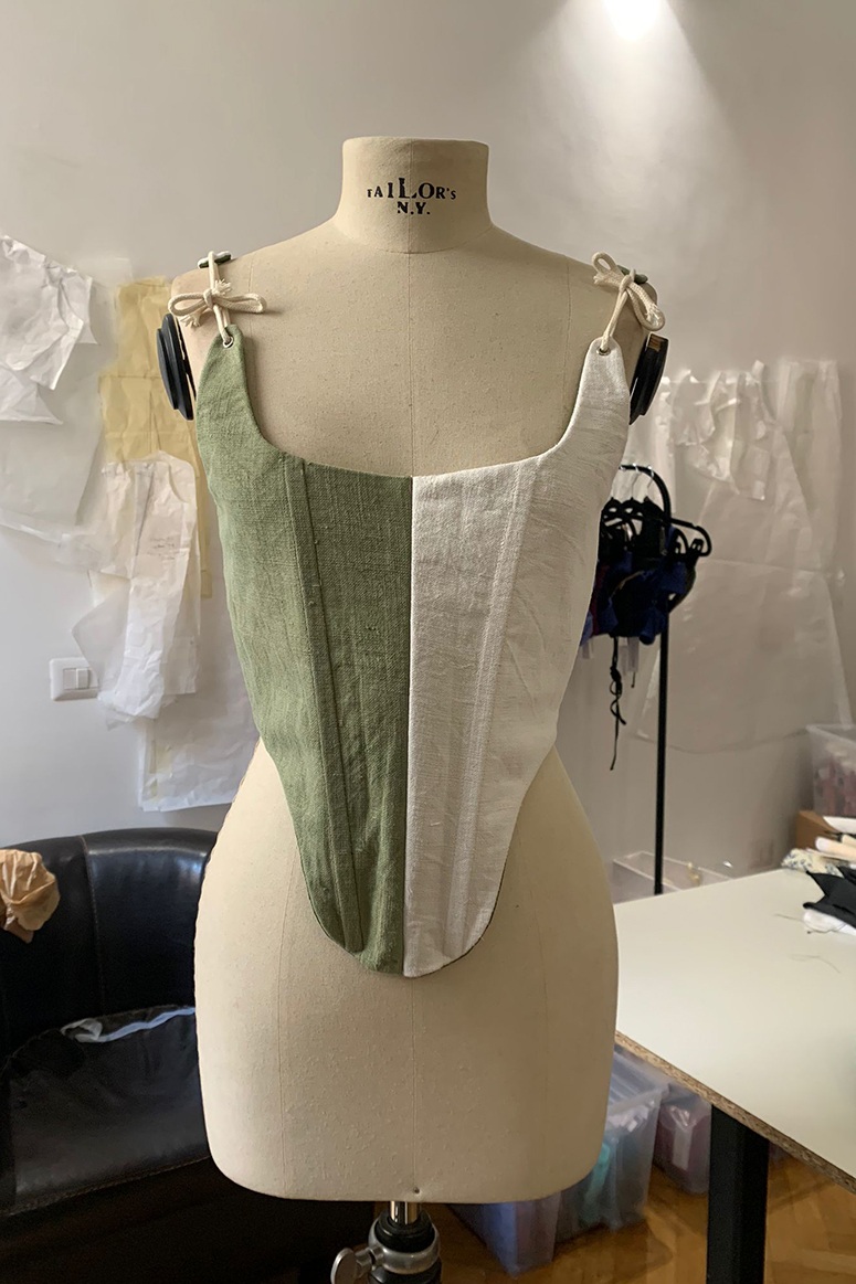 corsetto giacinto in olive