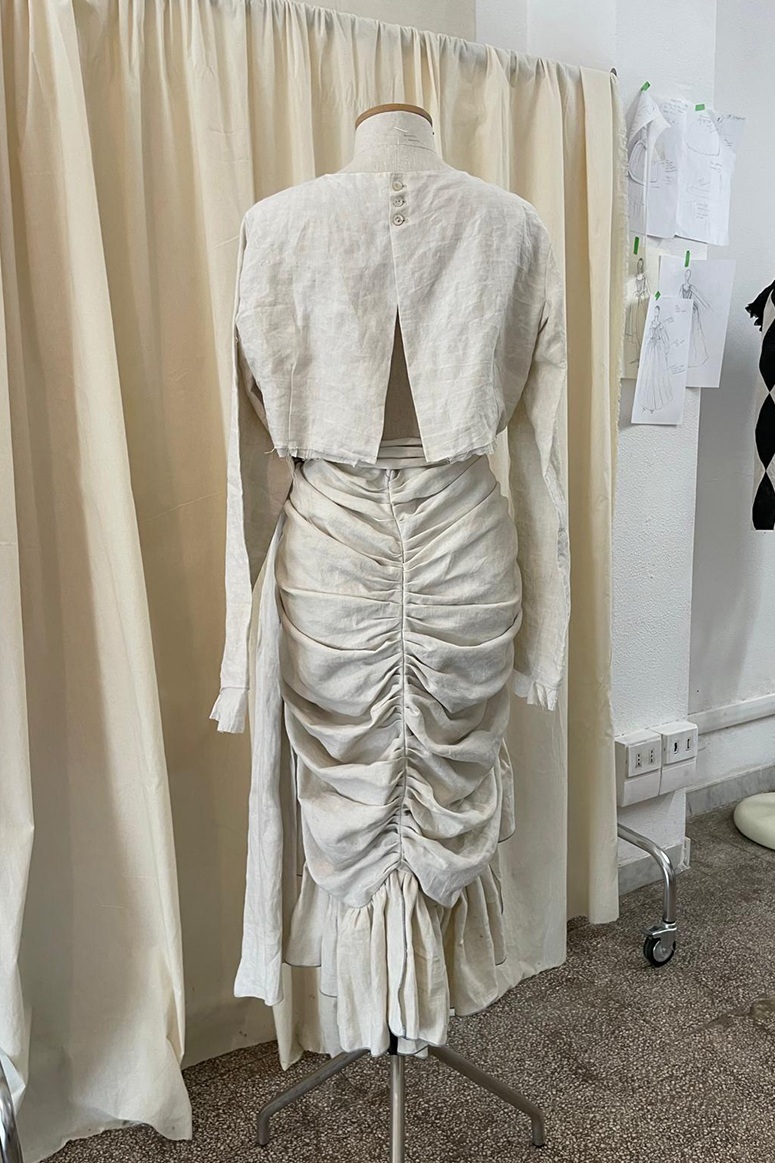 la bib blouse